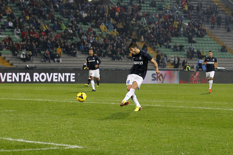 Una volta scivolò calciando un rigore. Circa 2 o 3 secoli fa.