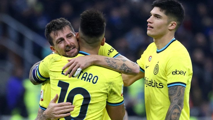 Acerbi dopo il gol vittoria