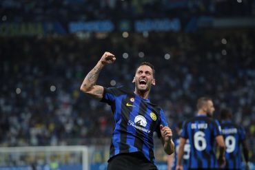 Calha esulta per il 3 a 0